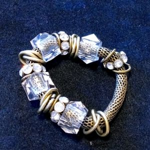 Brass colored stretch bracelet